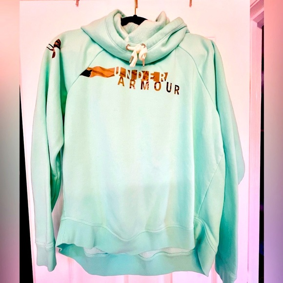 Ladies Large Under Armour sweatshirt - excellent condition, NWOT - Picture 2 of 6